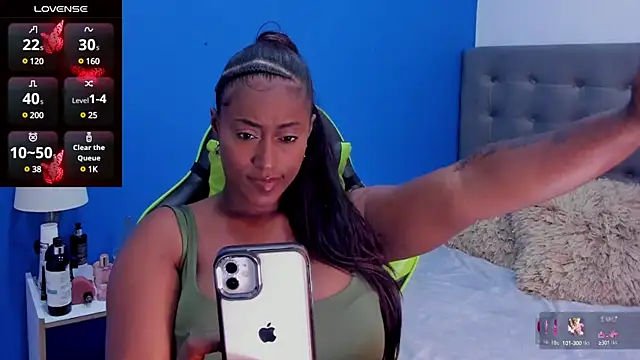 Snapshot of Brunna-Brownn chatting on December 2024 12:40:02 PM Brunna-Brownn online show from December 2024 12:40:02 PM