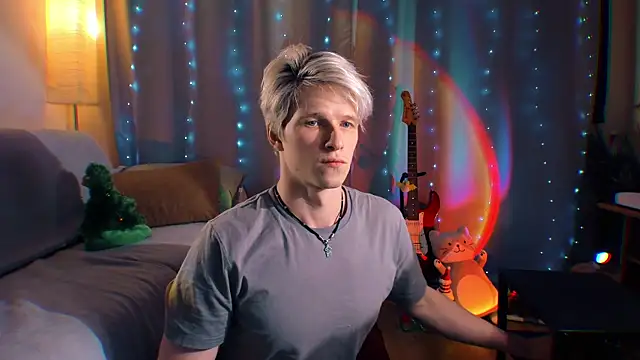 Snapshot of Breston_Sweet chatting on December 2025 06:42:02 AM Breston Sweet online show from December 2025 06:42:02 AM