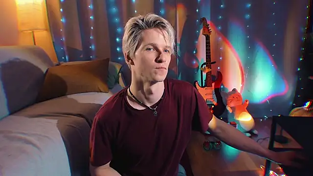 Snapshot of Breston_Sweet chatting on December 2025 05:03:02 AM Breston Sweet online show from December 2025 05:03:02 AM