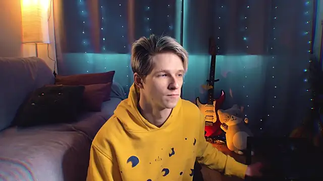 Breston Sweet online show from March 2026 09:04:01 AM