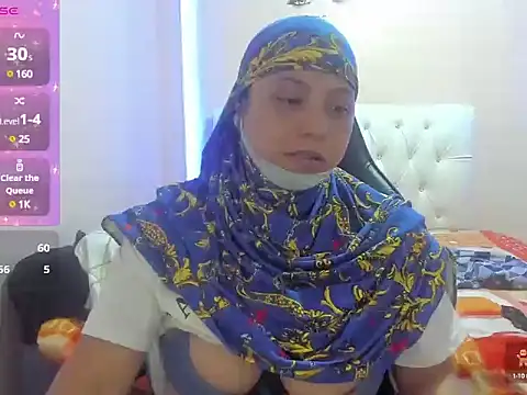 Leylafourniert online show from January 2025 08:25:02 PM