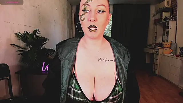 Snapshot of Mira_Xo_ chatting on October 2025 10:51:01 AM Mira Xo online show from October 2025 10:51:01 AM