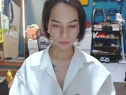 Snapshot of BonaBarrameda chatting on June 2026 01:28:01 PM BonaBarrameda online show from June 2026 01:28:01 PM