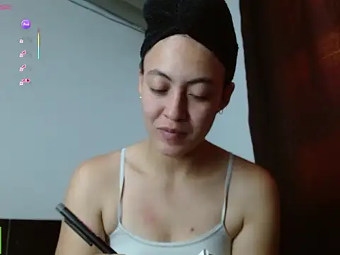 Olivia Bright online show from May 2026 08:25:01 PM
