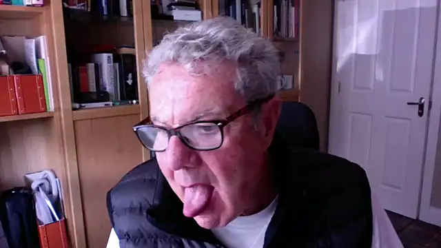 Oldpistolpete online show from October 2025 12:57:02 PM