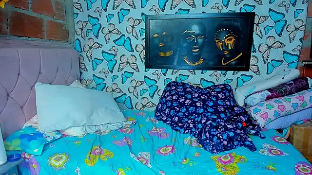 Snapshot of luciana_osorno chatting on February 2026 04:00:01 PM luciana osorno online show from February 2026 04:00:01 PM