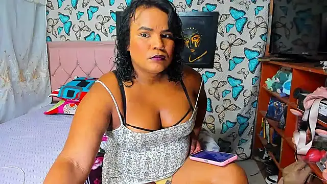 Snapshot of luciana_osorno chatting on February 2026 06:39:02 AM luciana osorno online show from February 2026 06:39:02 AM