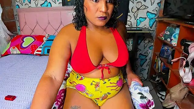 Snapshot of luciana_osorno chatting on February 2026 10:36:02 PM luciana osorno online show from February 2026 10:36:02 PM