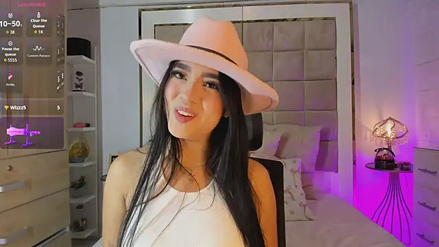 Victoria adaams online show from October 2025 10:14:01 AM