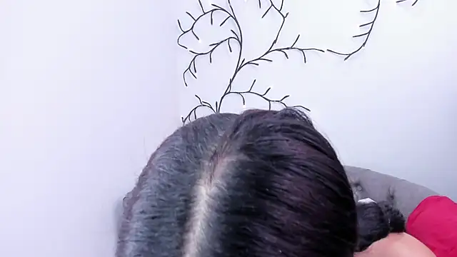 miss sharlotte18 online show from February 2025 06:05:01 PM