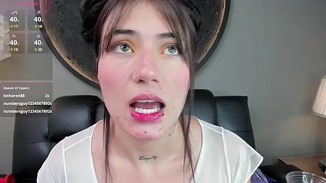 miss sharlotte18 online show from February 2025 09:41:02 PM