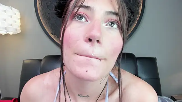 miss sharlotte18 online show from March 2025 06:08:02 PM