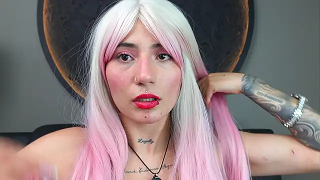 miss sharlotte18 online show from September 2025 06:13:02 PM