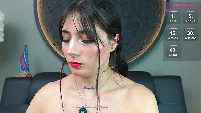 miss sharlotte18 online show from November 2025 06:08:01 PM