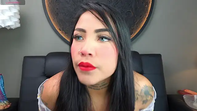 miss vaiolette online show from November 2025 11:11:01 AM