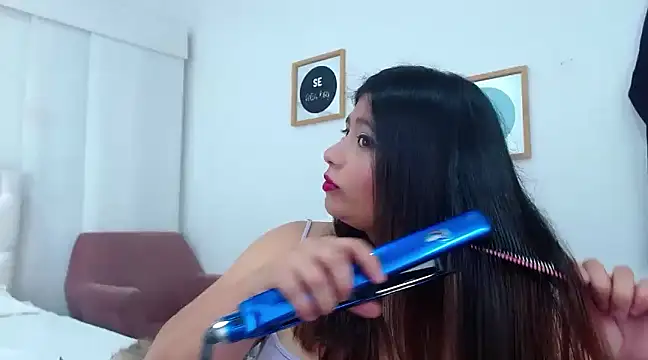 annylouis online show from January 2025 02:00:02 AM