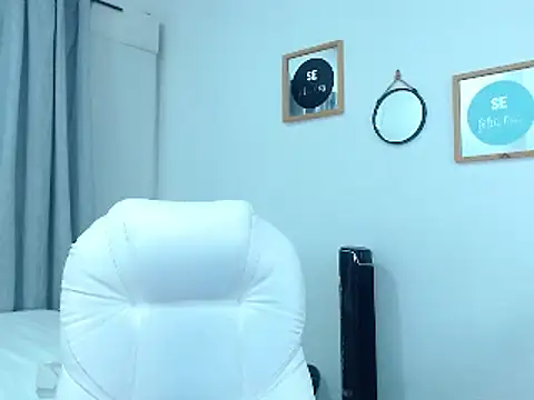 annylouis online show from January 2025 02:24:02 AM