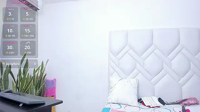 Snapshot of Mature_Hard chatting on November 2025 09:02:01 PM Mature Hard online show from November 2025 09:02:01 PM