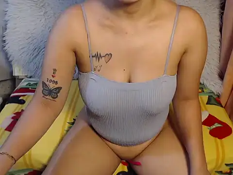 Snapshot of Hotte_Nicky19xxx chatting on March 2025 10:29:02 PM Hotte Nicky19xxx online show from March 2025 10:29:02 PM