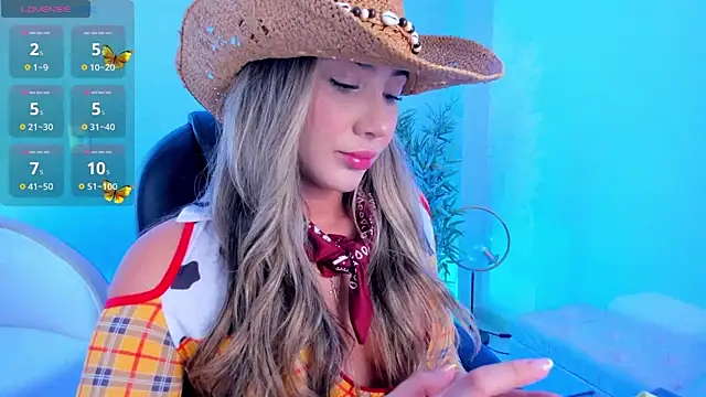 Snapshot of NiaBennet_ chatting on October 2025 05:13:02 PM NiaBennet online show from October 2025 05:13:02 PM