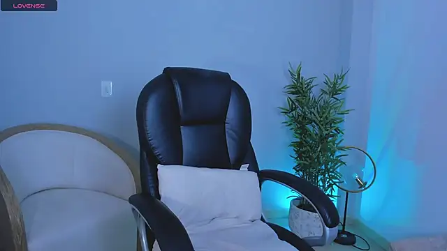 Snapshot of NiaBennet_ chatting on October 2025 09:22:01 PM NiaBennet online show from October 2025 09:22:01 PM