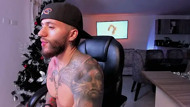 Frank Farrell online show from December 2024 11:05:01 PM