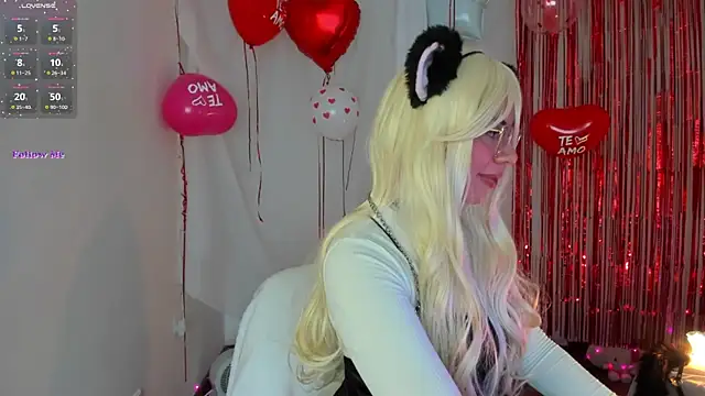 Silvanna-Moree online show from February 2025 02:48:02 PM