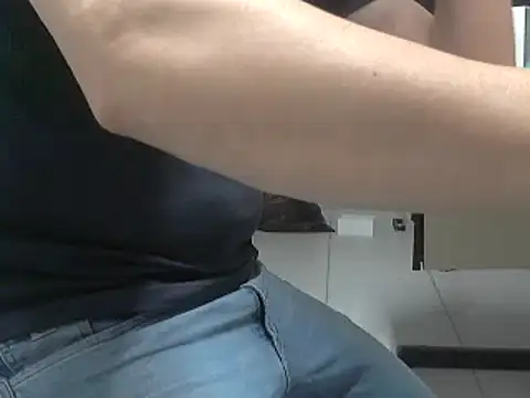 oliveira3tt online show from September 2025 06:10:02 PM