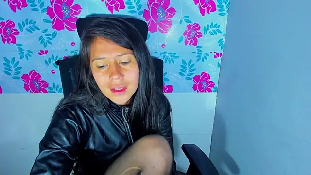 sandyquinnxx online show from March 2025 03:53:02 PM