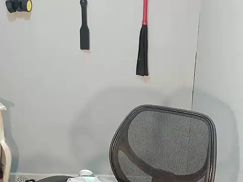 Snapshot of sandyquinnxx chatting on April 2026 04:12:02 PM sandyquinnxx online show from April 2026 04:12:02 PM