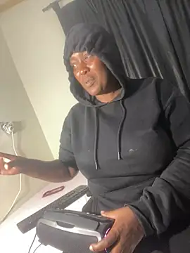 Cardiebae89 online show from March 2026 05:41:02 PM