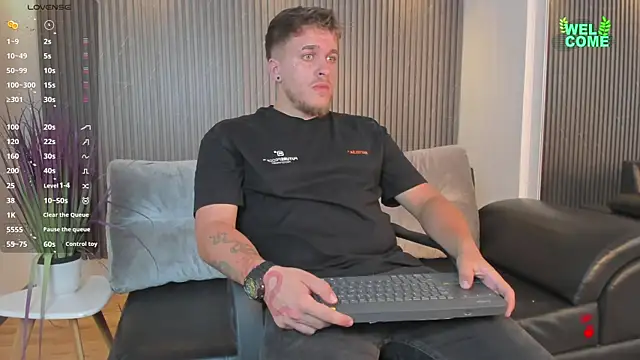 Snapshot of keane_lee chatting on December 2024 07:45:01 PM keane lee online show from December 2024 07:45:01 PM