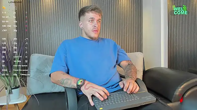 Snapshot of keane_lee chatting on December 2024 07:48:02 PM keane lee online show from December 2024 07:48:02 PM