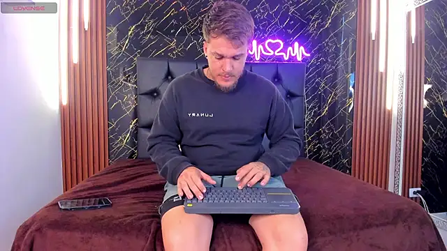 Snapshot of keane_lee chatting on September 2025 12:53:01 PM keane lee online show from September 2025 12:53:01 PM