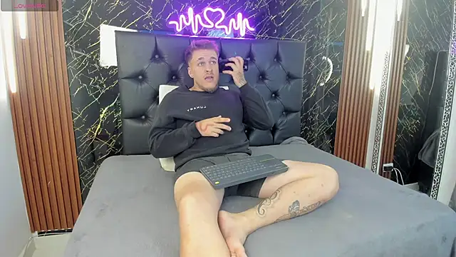 Snapshot of keane_lee chatting on October 2025 12:09:02 PM keane lee online show from October 2025 12:09:02 PM