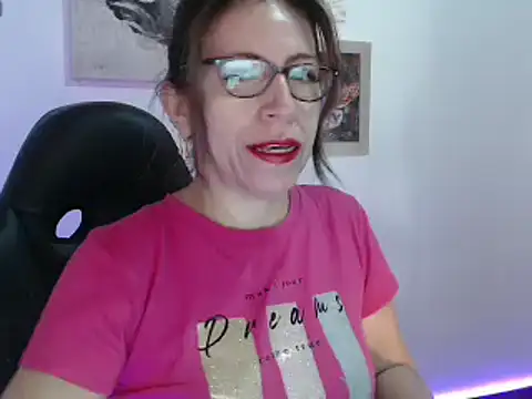 Snapshot of Chayla_Ruiz chatting on January 2025 12:40:01 PM Chayla Ruiz online show from January 2025 12:40:01 PM