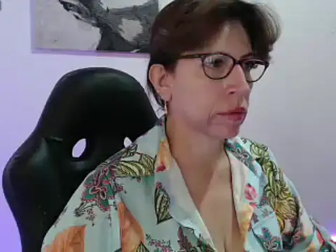 Snapshot of Chayla_Ruiz chatting on February 2025 09:52:01 PM Chayla Ruiz online show from February 2025 09:52:01 PM