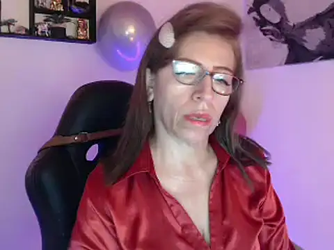 Snapshot of Chayla_Ruiz chatting on March 2025 01:56:02 PM Chayla Ruiz online show from March 2025 01:56:02 PM