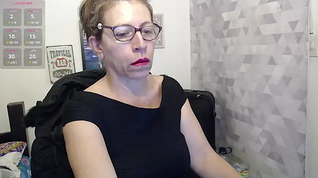 Snapshot of Chayla_Ruiz chatting on September 2025 08:19:01 PM Chayla Ruiz online show from September 2025 08:19:01 PM