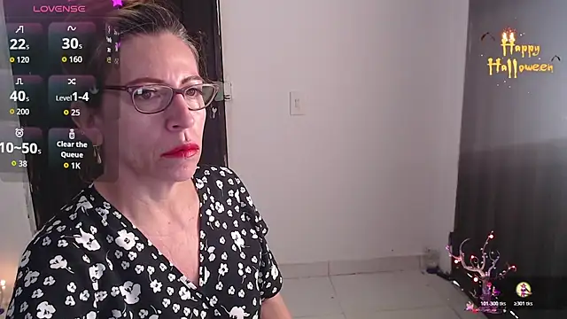 Snapshot of Chayla_Ruiz chatting on November 2025 11:33:02 AM Chayla Ruiz online show from November 2025 11:33:02 AM