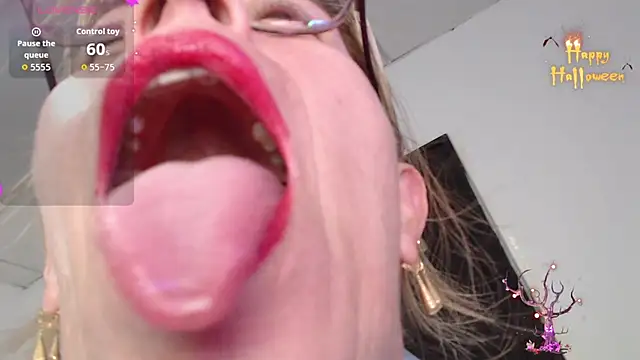 Snapshot of Chayla_Ruiz chatting on November 2025 09:57:02 PM Chayla Ruiz online show from November 2025 09:57:02 PM