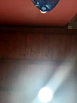 CurlyElisa online show from April 2026 10:32:01 PM