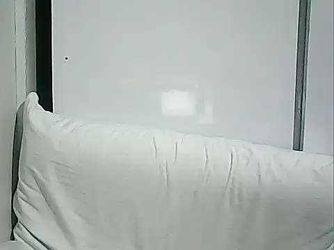 Lhadycarolyn online show from December 2025 01:23:02 AM