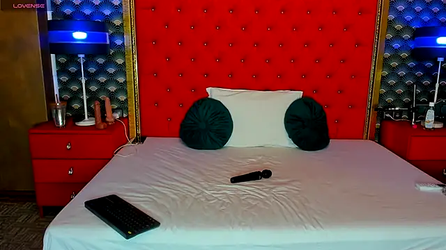 VallerieJones online show from November 2025 12:21:01 AM