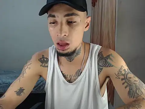 emiliano hottt online show from December 2024 05:51:01 AM