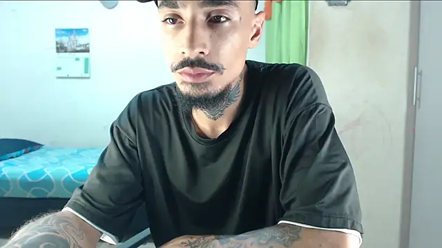 emiliano hottt online show from May 2026 02:56:01 PM
