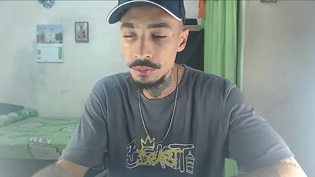 emiliano hottt online show from June 2026 12:26:01 PM