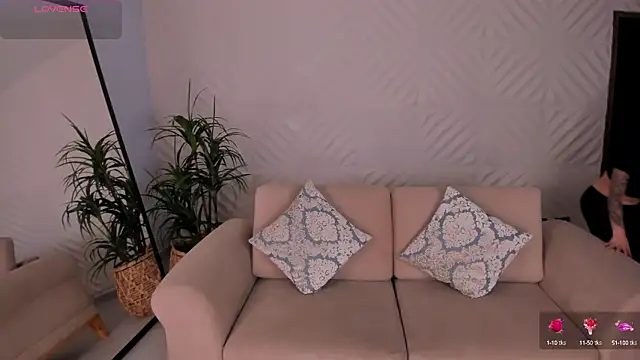 Snapshot of KateSunder chatting on February 2025 04:53:02 AM KateSunder online show from February 2025 04:53:02 AM