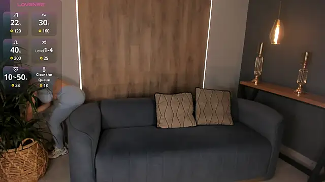 Snapshot of KateSunder chatting on March 2025 09:58:02 AM KateSunder online show from March 2025 09:58:02 AM