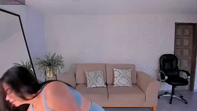 Snapshot of KateSunder chatting on October 2025 11:44:02 AM KateSunder online show from October 2025 11:44:02 AM